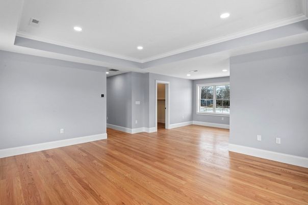 Empty room, Interior, Recessed Lighting, Wood Texture Flooring