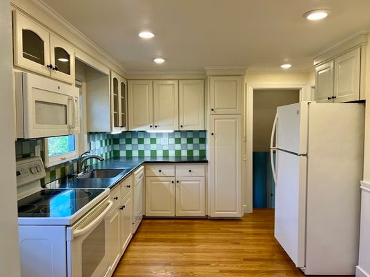 Interior, Kitchen, Recessed Lighting, Wood Texture Flooring