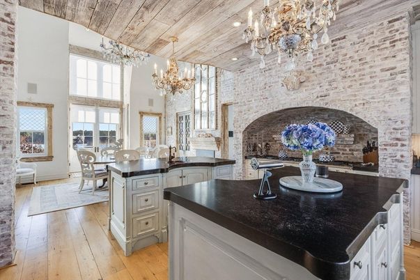 Chandelier, Dining room, Interior, Kitchen, Stone Walls, Wooden Ceilings, Wood Texture Flooring