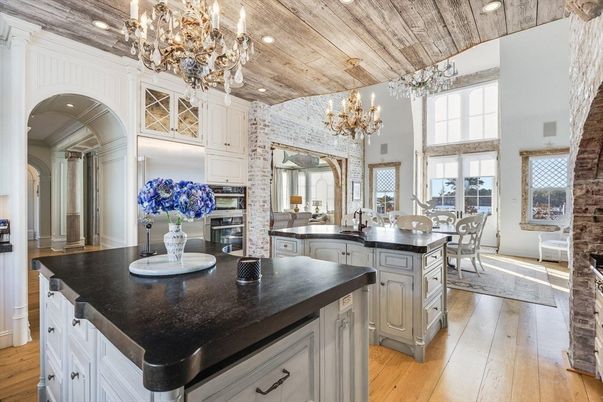 Chandelier, Dining room, Interior, Kitchen, Recessed Lighting, Wooden Ceilings, Wood Texture Flooring