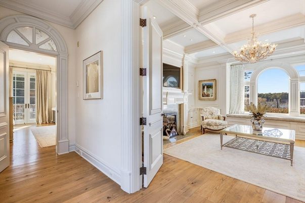 Chandelier, Fireplace, Interior, Recessed Lighting, Wood Texture Flooring