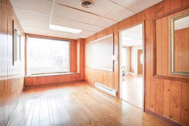 Empty room, Interior, Wood Texture Flooring, Wooden Walls