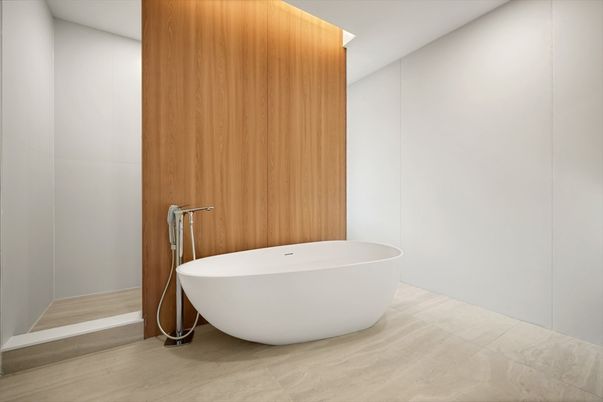 Bathroom, Free Standing Baths, Interior, Wooden Walls