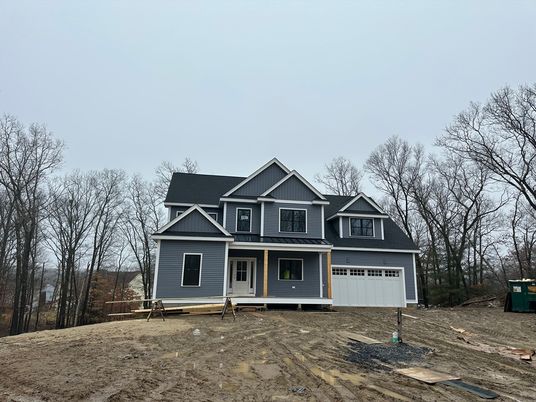 Attached, Exterior, Facade, Farmhouse