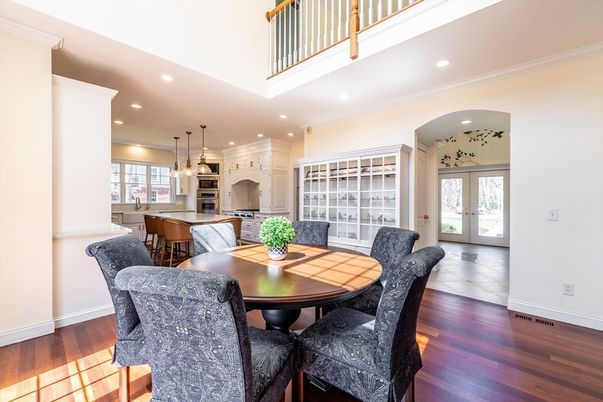 Dining room, Interior, Kitchen, Pendant Lights, Recessed Lighting, Wood Texture Flooring