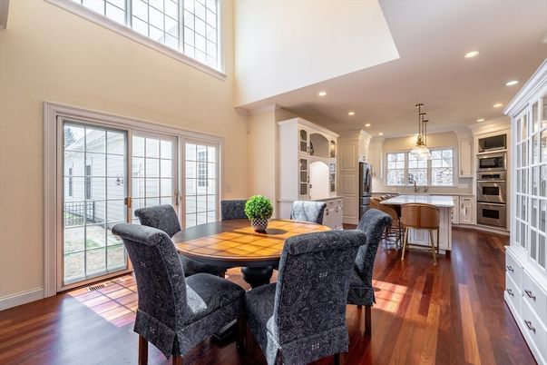 Dining room, Interior, Kitchen, Pendant Lights, Recessed Lighting, Wood Texture Flooring