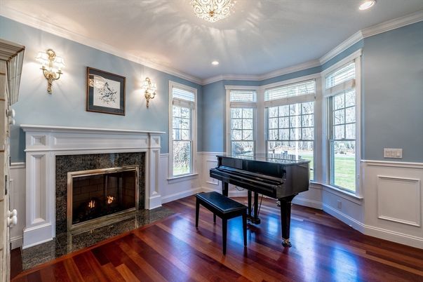 Fireplace, Interior, Piano, Recessed Lighting, Wood Texture Flooring