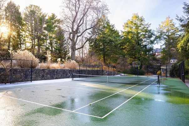 Exterior, Tennis Courts