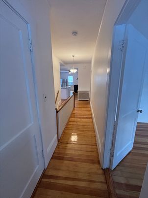 Interior, Pendant Lights, Wood Texture Flooring