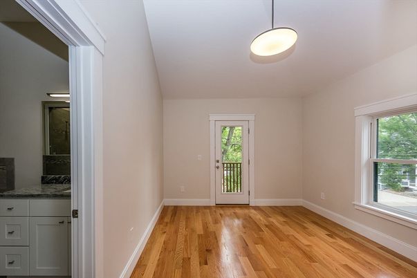Empty room, Interior, Pendant Lights, Wood Texture Flooring