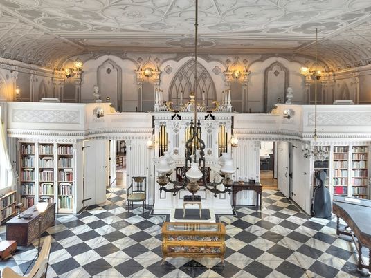 Chandelier, Interior, Pendant Lights