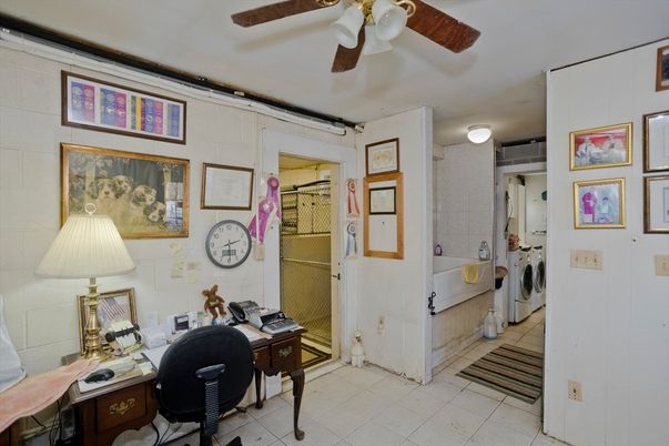 Home Office, Interior, Washer