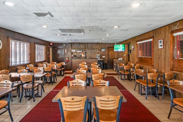Dining room, Interior, Recessed Lighting, Wooden Walls