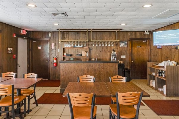 Dining room, Interior, Recessed Lighting, Wooden Walls