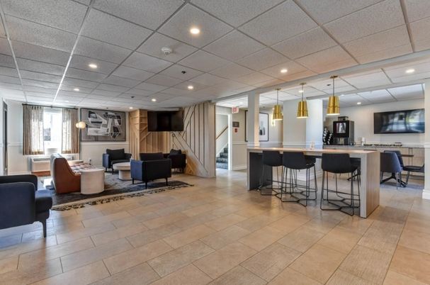 Dining room, Interior, Living room, Pendant Lights, Recessed Lighting