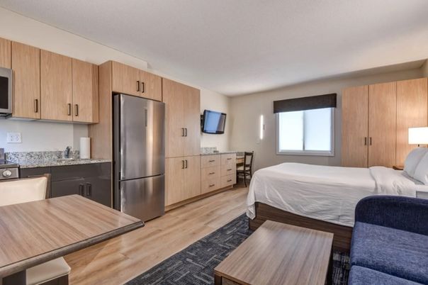 Bedroom, Interior, Kitchen, Stainless Steel Appliances, Wood Texture Flooring