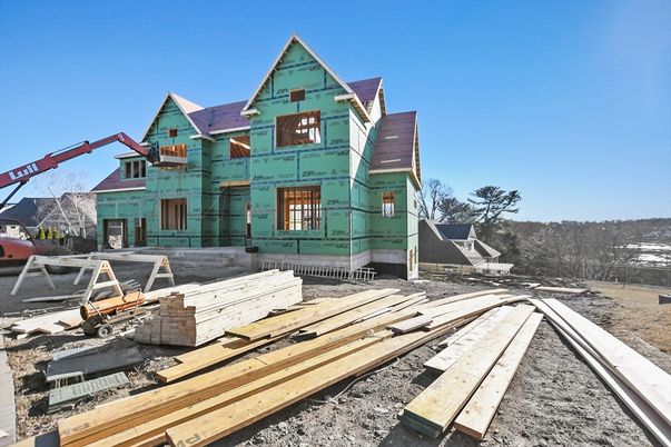 Exterior, Facade, Queen Anne Victorian