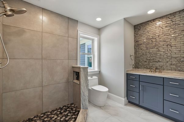 Bathroom, Interior, Recessed Lighting