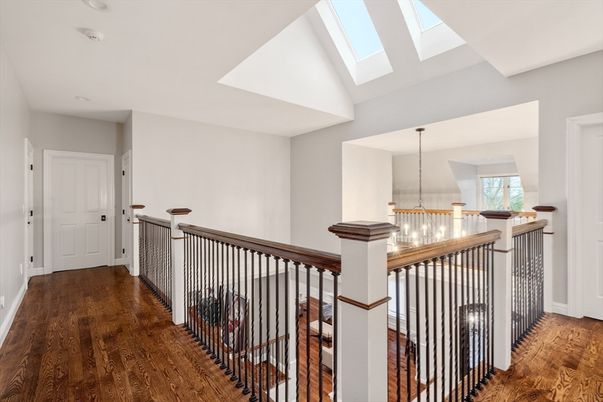 Interior, Pendant Lights, Recessed Lighting, Wood Texture Flooring