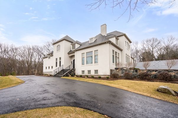 Backyard, Exterior, Facade, French Provincial