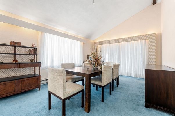 Dining room, Interior