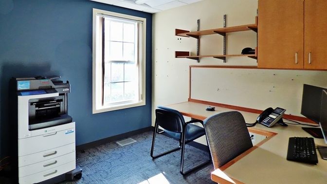 Home Office, Interior
