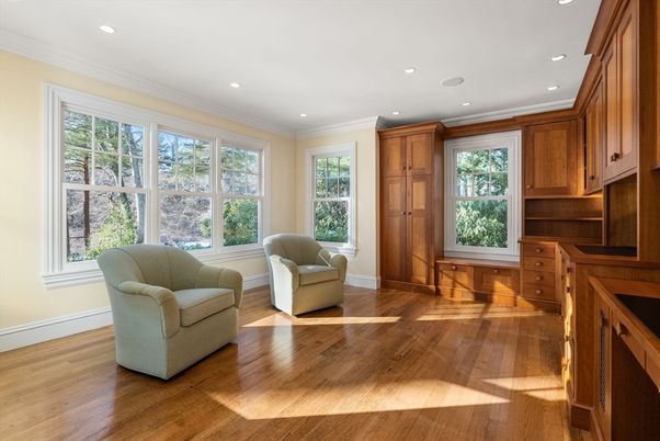 Interior, Recessed Lighting, Wood Texture Flooring