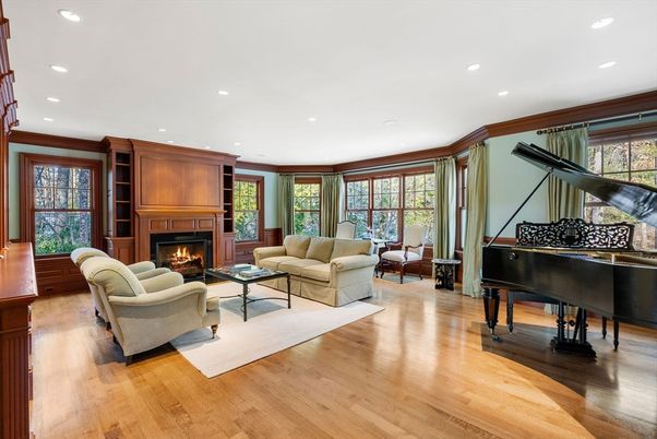 Fireplace, Interior, Living room, Piano, Recessed Lighting, Wood Texture Flooring