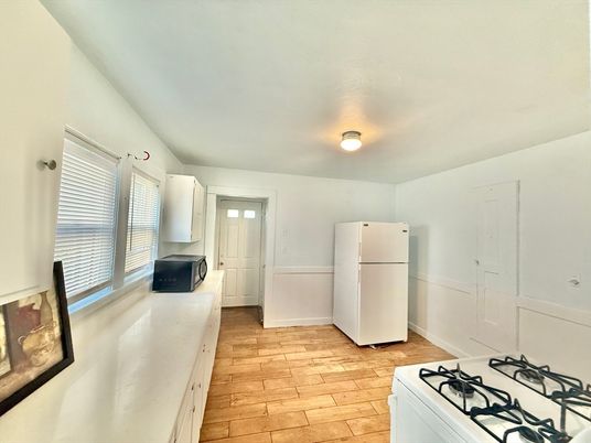 Interior, Kitchen, Wood Texture Flooring