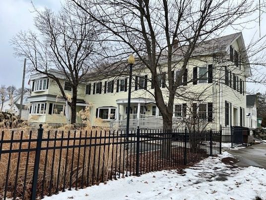 Exterior, Facade, Rowhouse