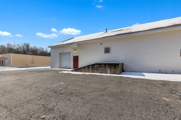 Detached Garage, Exterior