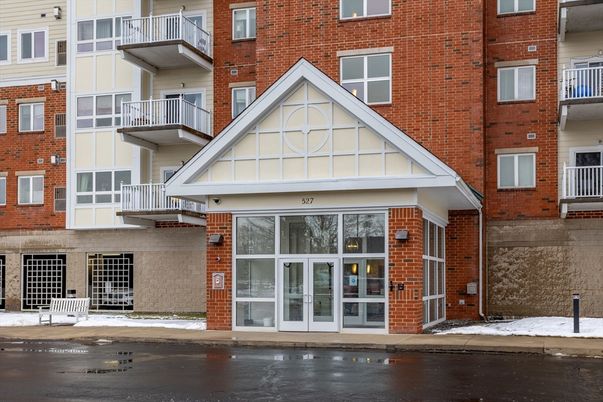 Exterior, Facade, Brick Facade, Rowhouse