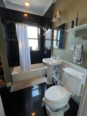 Bathroom, Interior, Recessed Lighting