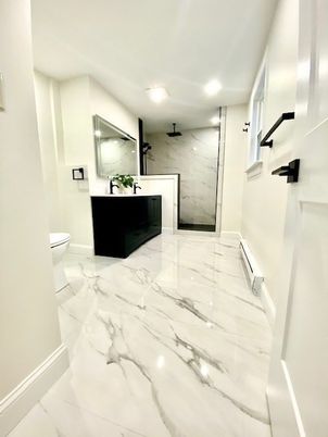 Bathroom, Interior, Marble, Marble Walls, Recessed Lighting