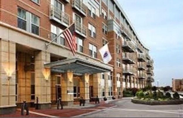 Exterior, Facade, Condo Building
