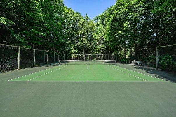 Exterior, Tennis Courts