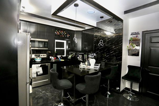 Dining room, Interior, Kitchen, Marble, Marble Walls, Pendant Lights, Recessed Lighting