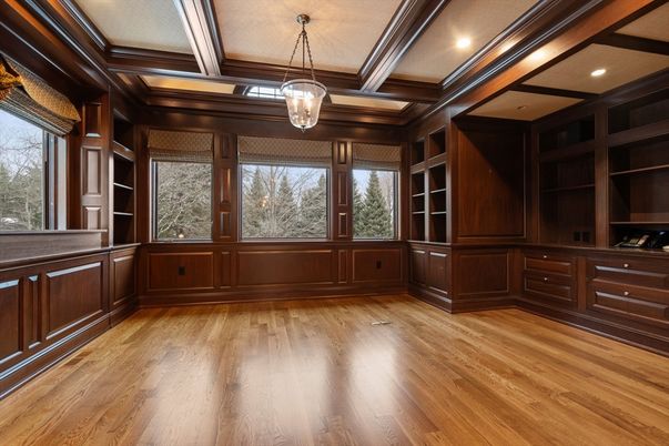 Interior, Pendant Lights, Recessed Lighting, Wooden Beams, Wood Texture Flooring