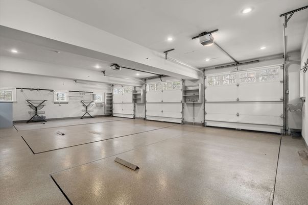 Fitness Equipment, Garage, Interior, Recessed Lighting