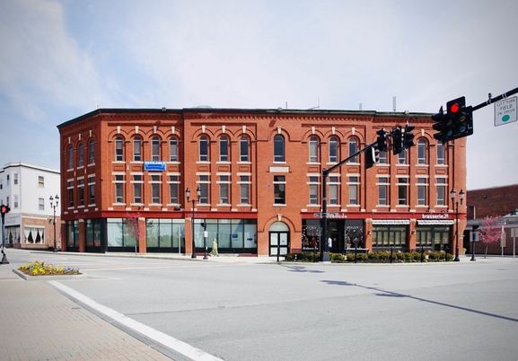 Exterior, Facade, Chicago School