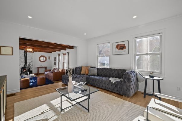 Interior, Living room, Recessed Lighting, Wooden Beams, Wood Texture Flooring