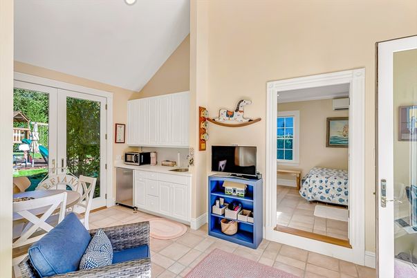 Dining room, Interior, Kitchen, Recessed Lighting
