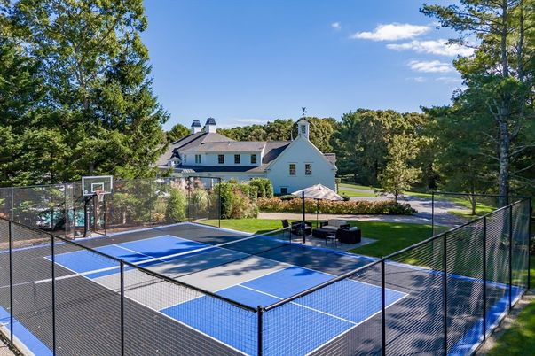 Exterior, Tennis Courts