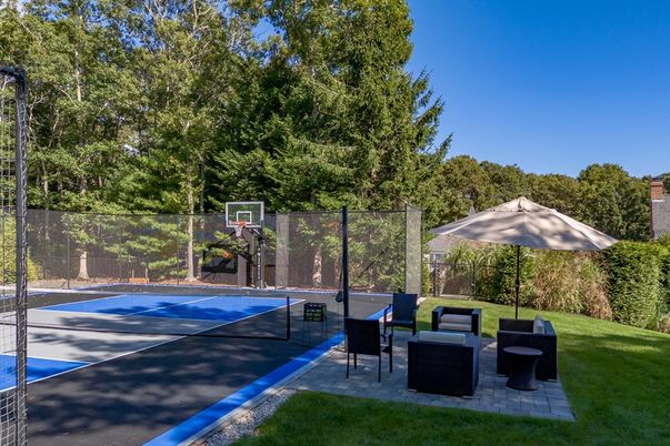 Exterior, Tennis Courts