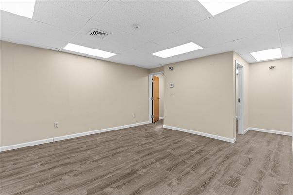 Empty room, Interior, Recessed Lighting, Wood Texture Flooring