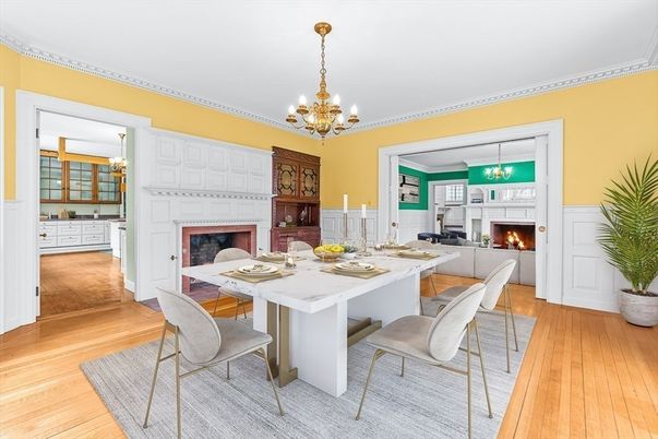 Chandelier, Dining room, Fireplace, Interior, Pendant Lights, Wood Texture Flooring