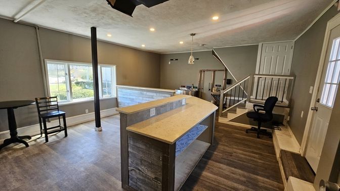 Home Office, Interior, Pendant Lights, Recessed Lighting, Wood Texture Flooring