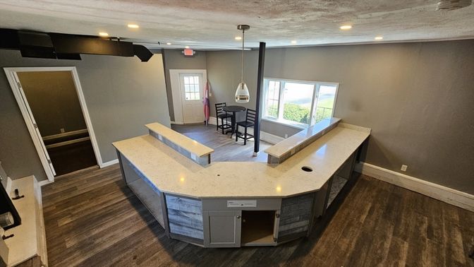 Interior, Pendant Lights, Recessed Lighting, Wood Texture Flooring