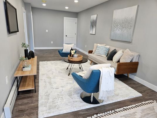 Interior, Living room, Recessed Lighting, Wood Texture Flooring