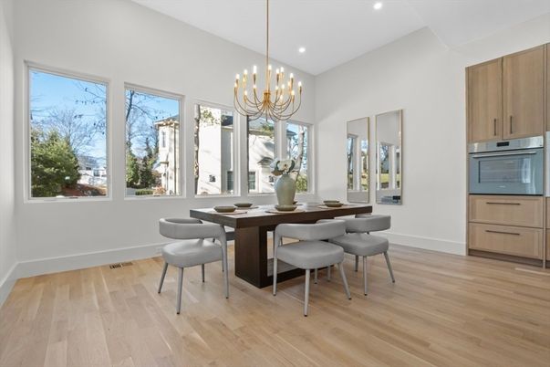 Chandelier, Dining room, Interior, Recessed Lighting, Wood Texture Flooring